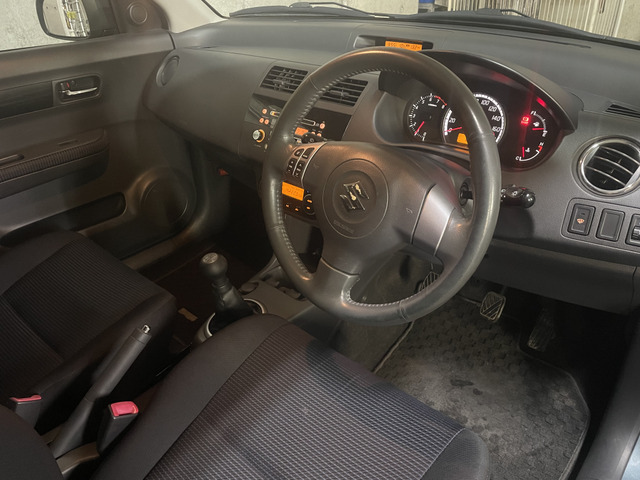 スイフト1.3 XG 4WD