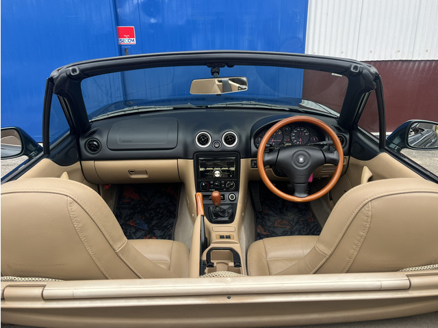 ロードスター1.8 VS