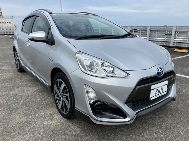 アクア1.5 X-URBAN