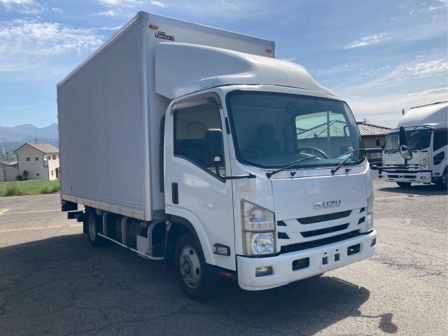 エルフ
