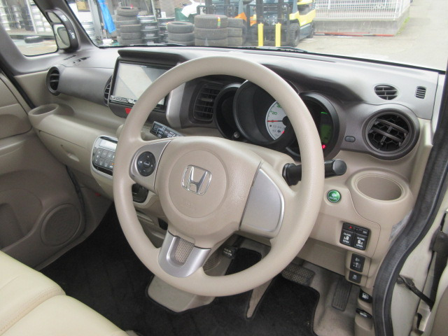 N-BOXG Lパッケージ