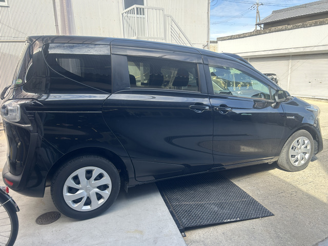 シエンタハイブリッド 1.5 G