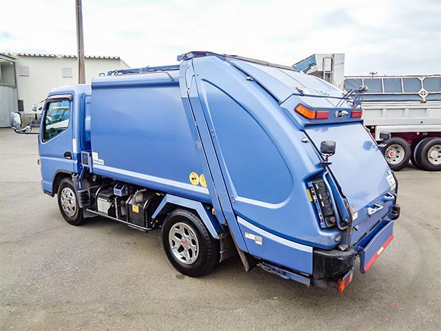 キャンターパッカー車