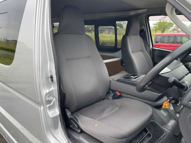 ハイエースバン2.8 DX ロング ディーゼル