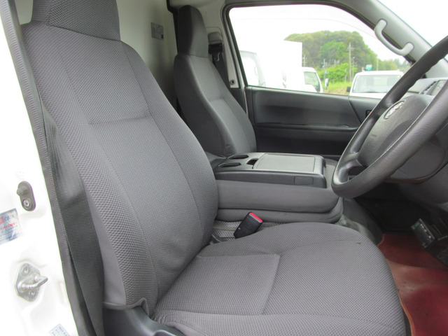 ハイエースバン2.0 中温冷凍バン ロング