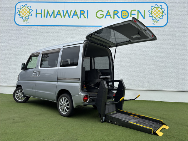 ミニキャブバン車いす仕様車 テールゲートリフト式 4WD