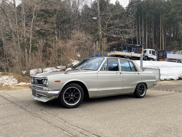 スカイライン2.0 GT