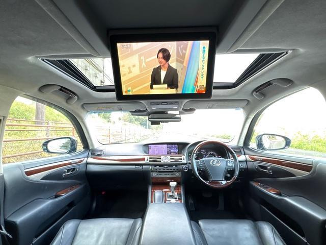 LS600hL エグゼクティブパッケージ 4WD