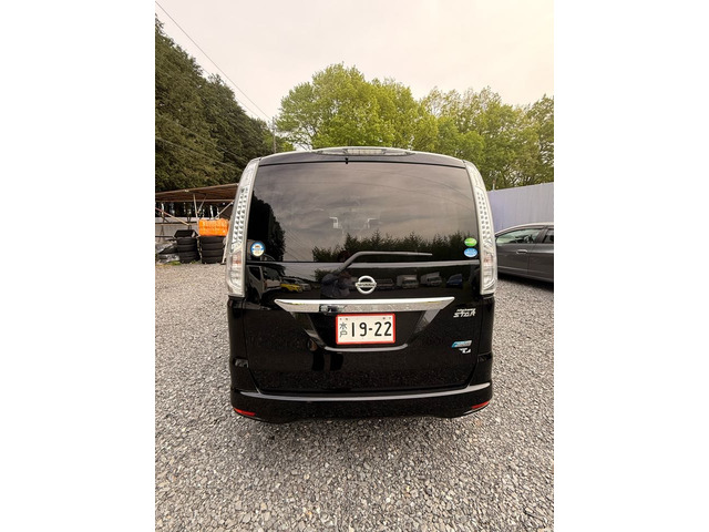 セレナ2.0 ハイウェイスター S-HYBRID