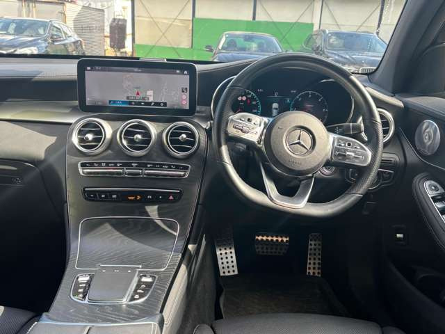 GLCクーペ220d 4マチック AMGライン 4WD