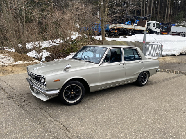 スカイライン2.0 GT