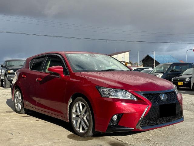 CT200h Fスポーツ