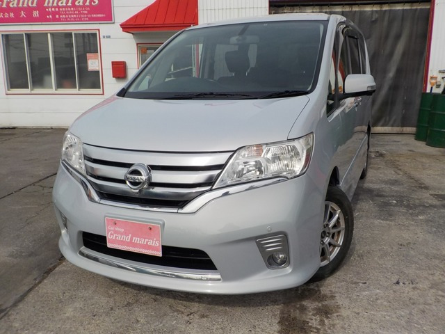 セレナ2.0 ハイウェイスター 4WD