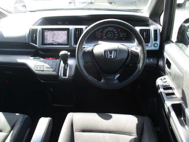 ステップワゴン2.0 スパーダ Z