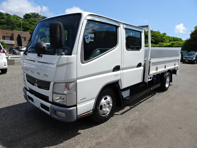 キャンター(三菱) 3.0 ダブルキャブ ロング 全低床 Ad Blue　垂直パワーゲート付 中古車画像