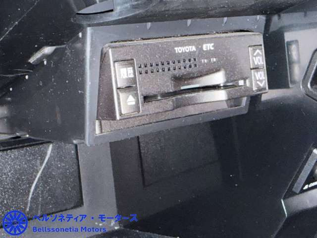 クラウンアスリート2.5 i-Four プレミアムエディション 4WD