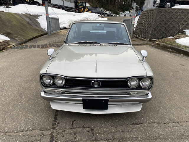 スカイライン2.0 GT