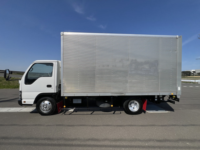 エルフ