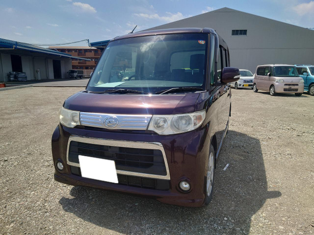 タントカスタムX 4WD