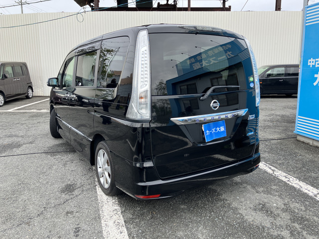 セレナ2.0 ハイウェイスター S-HYBRID Vセレクション