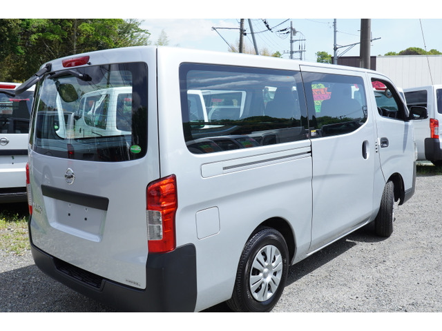 NV350キャラバン2.5 DX ロング ディーゼル 4WD