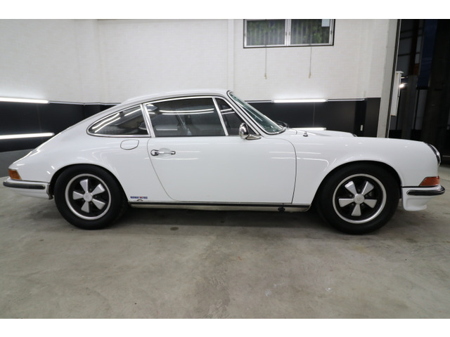 911カレラ