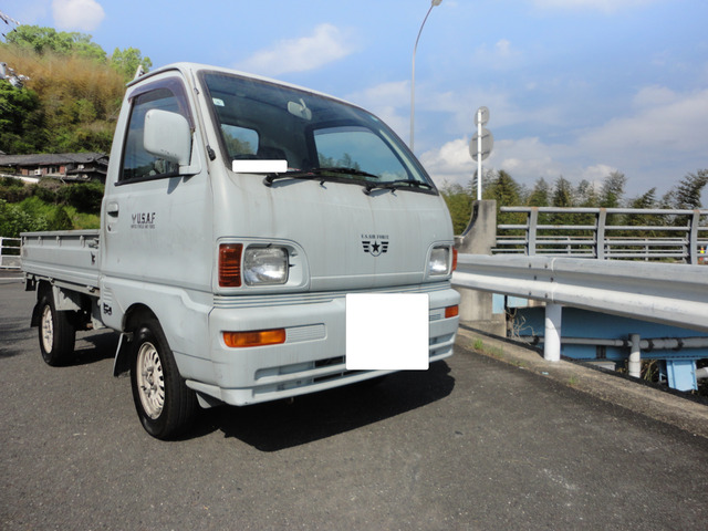 ミニキャブトラック(三菱) Vタイプ 4WD 中古車画像