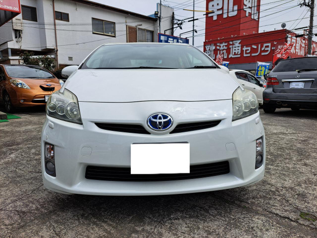 プリウス1.8 S