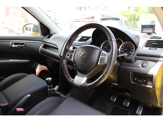 スイフト1.6 スポーツ