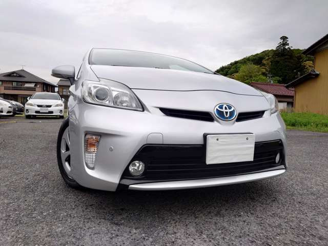 プリウス1.8 S