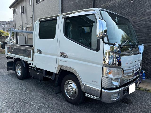 キャンター3.0 ダブルキャブ ロング 全低床 Ad Blue