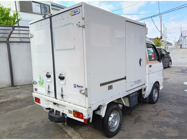 ハイゼットトラック冷蔵冷凍車