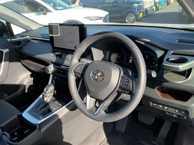 RAV42.0 G 4WD