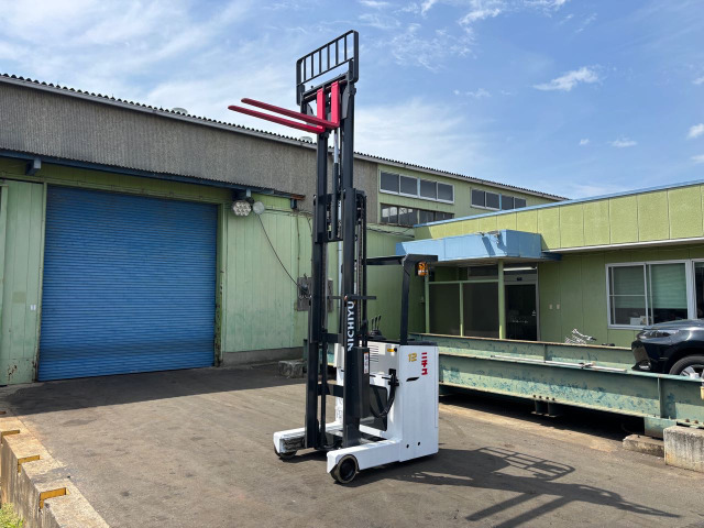 ニチユバッテリーフォークリフト