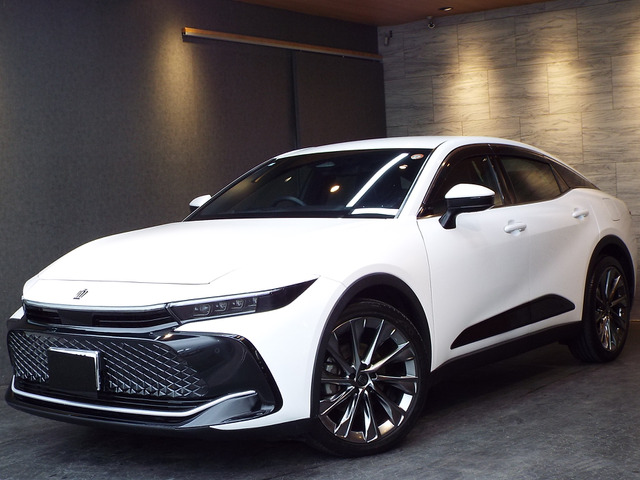 クラウンクロスオーバー2.5 G アドバンスト レザー パッケージ E-Four 4WD