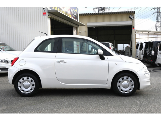 ☆★国家資格整備士在籍☆★ 整備のプロが常駐し、納車前点検からアフターフォローまで万全の体制を整えております!お車に関するお悩みや疑問点などがあれば、専門知識を持ったスタッフが丁寧にお答えします♪
