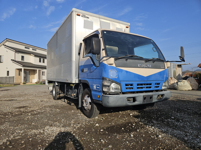 エルフ