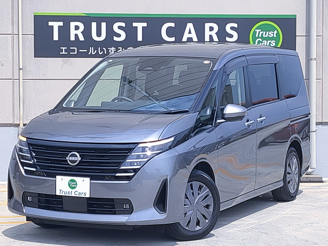 セレナ1.2 e-POWER XV