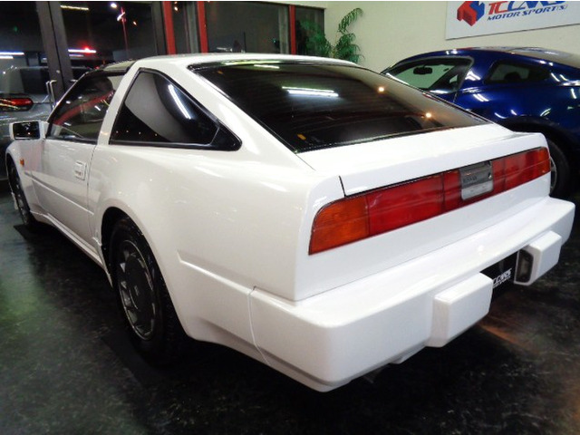 �z���C�g�J���[2by2T�o�[���[�t�{�f�B&��p�u���X�^�[�t�F���_�[���C�h�{�f�B&�t�����g�X�|�C���[&��p�_�[�N�f�B�X�N�z�C�[��&���g���N�^�u�����C�g&FOG���C�g���h���X�A�b�v�d�l