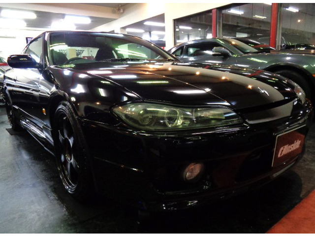 S15�V���r�A�X�y�b�NS�G�A���X�[�p�[�u���b�N�J���[�����G�A��&SR20DE�G���W������5MT�~�b�V����&�}�t���[�ԍ���RAYS�A���~�������[�����C�g�`���[���d�l�Ԃł�
