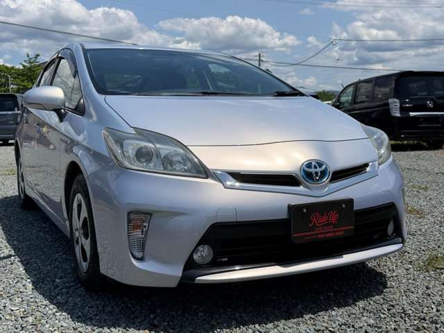 プリウス1.8 S