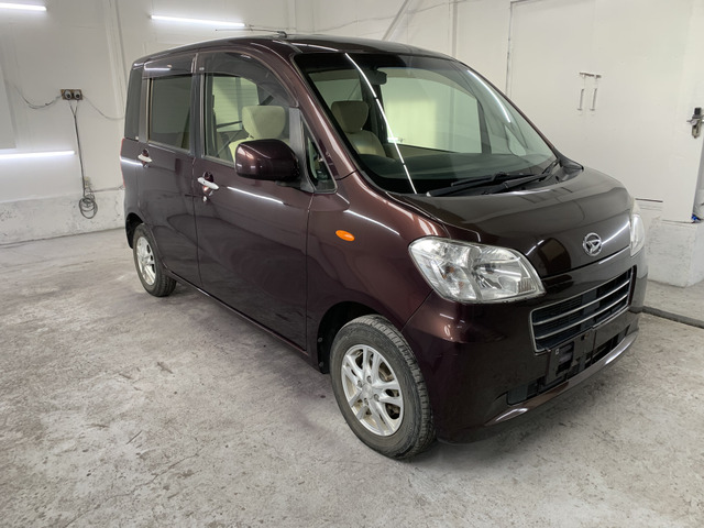 お車と一緒に新品タイヤ(ホイール付き)をご希望の方にはお得な価格にてご提供しております。常時在庫がありますので、いつでもご確認いただけます。