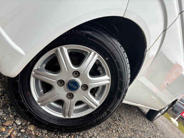 �y�ЊO12�C���`�A���~�z�C�[���z���ڂ��Ă���܂�!