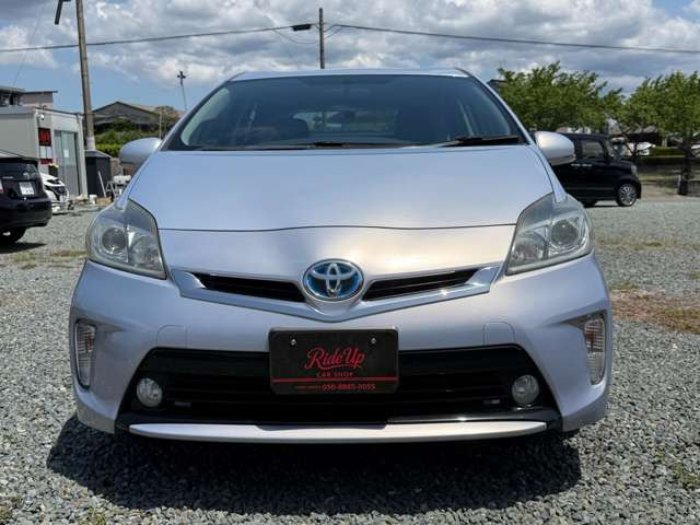 プリウス1.8 S
