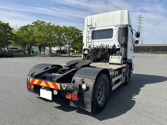 プロフィアトレーラーヘッド
