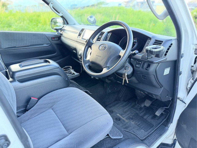 ハイエースバン3.0 スーパーGL ロング ディーゼル 4WD