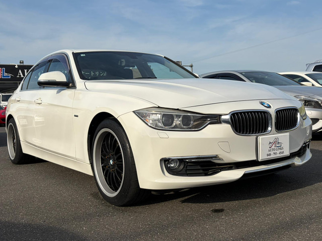 3シリーズセダン320i ラグジュアリー