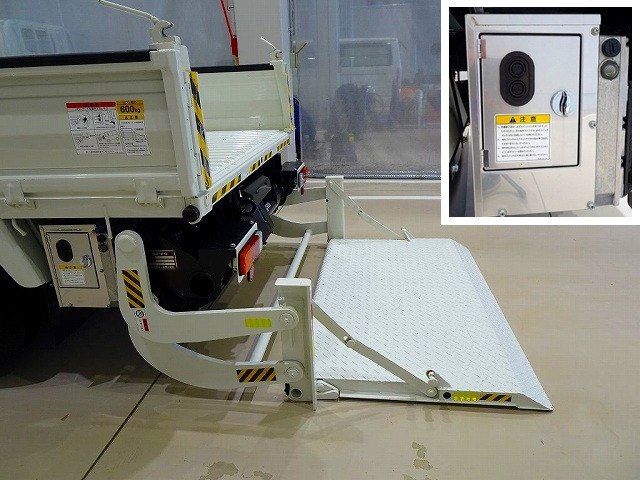 �ב����:312&times;160&times;38 �O���J �X�`�[���{�f�B ���E�A�I���㕔�v���e�N�^�[ ������Ɠ�1�� �A�[����PG/600kg�t