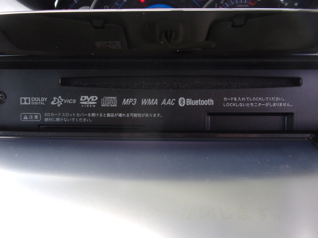 CD,DVD�X���b�g���B