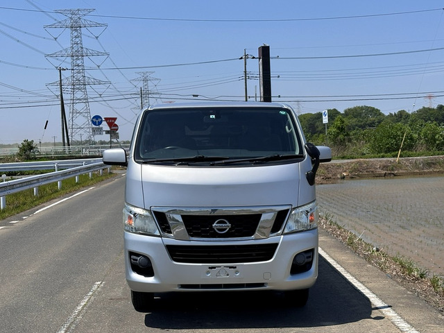 NV350キャラバン2.5 DX ロング ディーゼル 4WD
